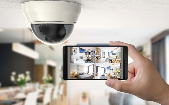 Smart Home Security Ideas When You're On Vacation